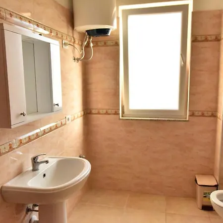 For Vacations In شقة Shëngjin