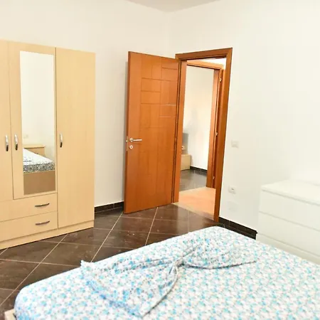 For Vacations In Apartment *