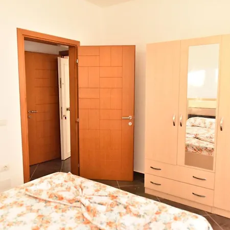 For Vacations In Apartment *